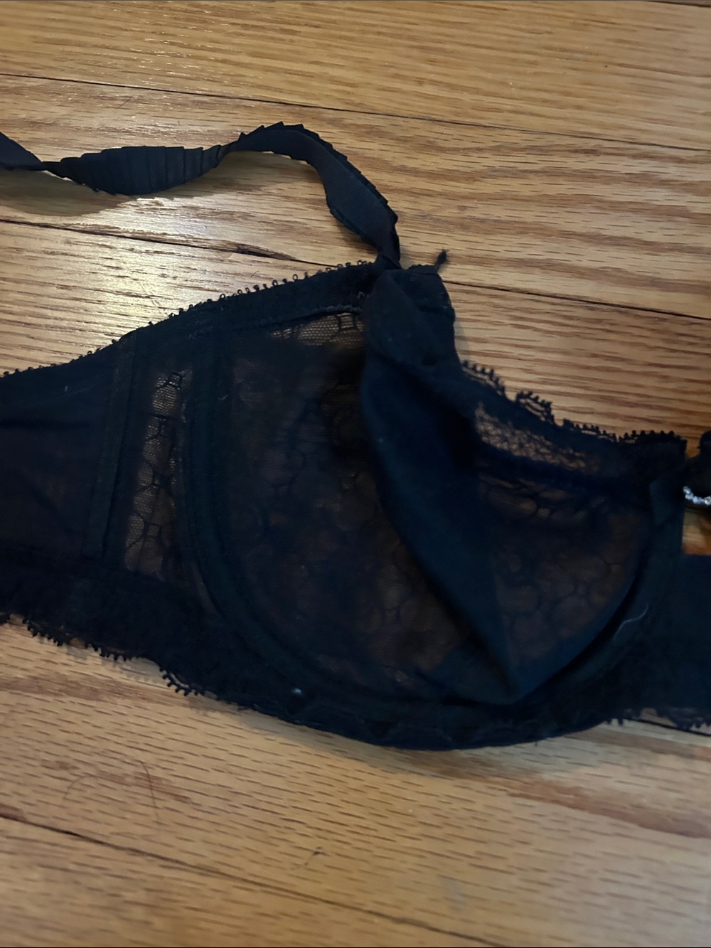 Chantelle Black Sheer Lace Underwire Bra - Picture 3 of 7